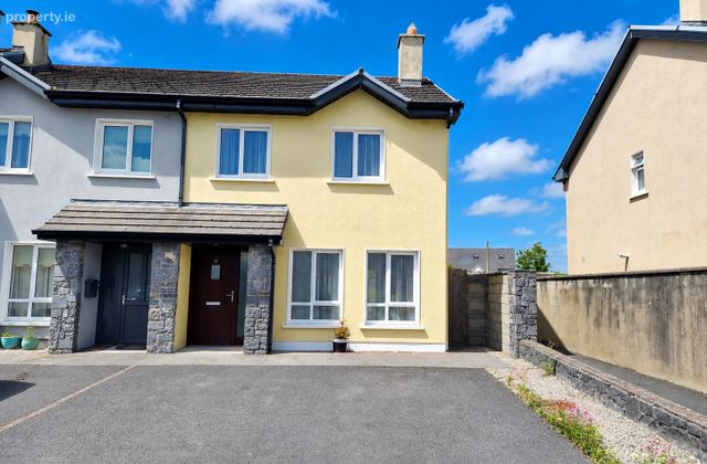 12 Sli An Fhearghas, Clarecastle, Co. Clare, Clarecastle, Co. Clare - Click to view photos