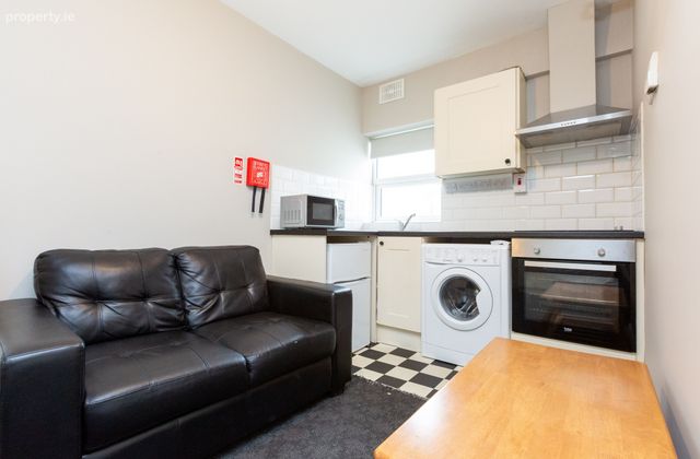 Flat 4, 341 North Circular Road, North Circular Road, Dublin 7 - Click to view photos