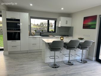 Moycullen, Galway, Carrowmoreknock, Co. Galway - Image 4