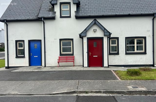 15 Cluain Uilinn, Spanish Point Road, Miltown Malb, Spanish Point, Co. Clare - Click to view photos