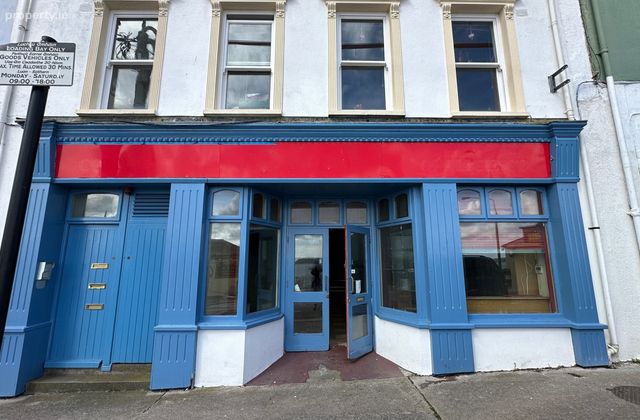 7 East Beach, Cobh, Cobh, Co. Cork - Click to view photos