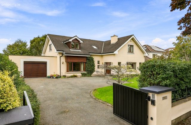 Thistledown, 10 College Park, Castleknock, Dublin 15, Castleknock, Dublin 15 - Click to view photos
