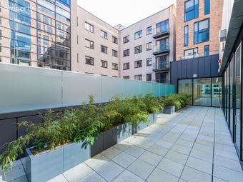 Block B Benson Building, Grand Canal Dock, Dublin 2, Dublin 2 - Image 2