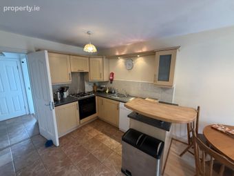 16 Sunview Court, South Douglas Road, Cork City Centre, Co. Cork - Image 5