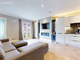 14 Holywell Park, Swords, Kinsealy, Co. Dublin - Image 4