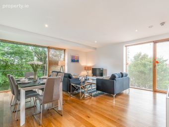 6 Turnstone Thornwood Booterstown, Booterstown, Co. Dublin