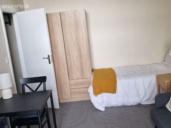 Apartment 5, 47 Raglan Road, Donnybrook, Dublin 4 - Image 3