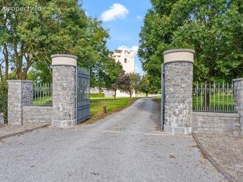 Ballytarsna Castle, Ballytarsna, Cashel, Co. Tipperary, Horse and Jockey, Co. Tipperary - Image 4