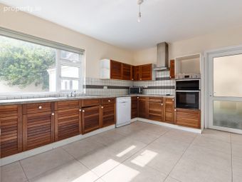 24 The Elms, Stillorgan Road, Donnybrook, Dublin 4 - Image 5