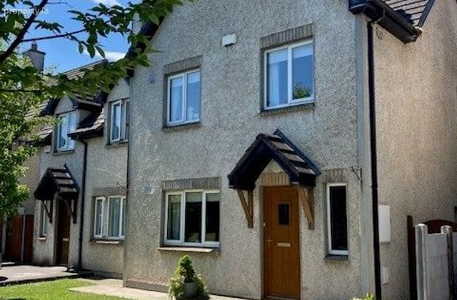 8 Riverside Park, Urlingford, Co. Kilkenny - Click to view photos