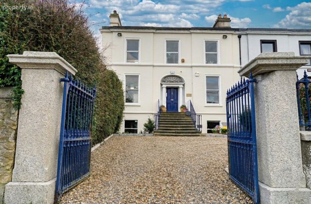 14 Tivoli Terrace South, Dun Laoghaire, Co. Dublin - Click to view photos