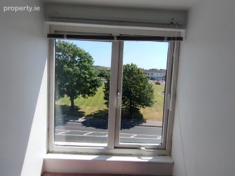 Apartment 12, Maple Springs Apartments, Kilcohan, Waterford City Centre, Co. Waterford - Image 5