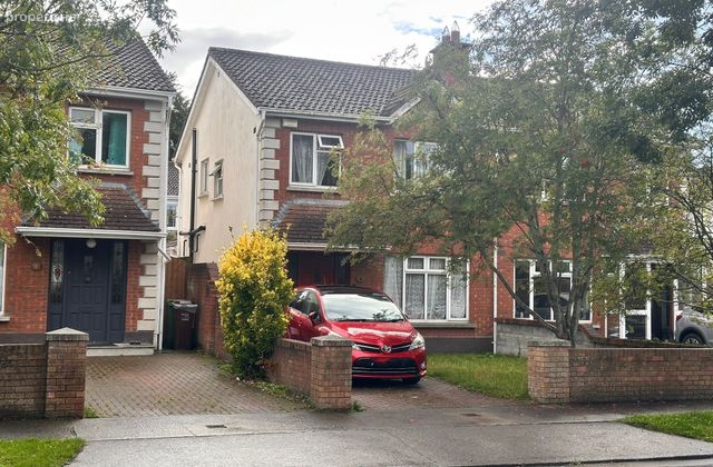 4 Ash Park Grove, Lucan, Co. Dublin, Lucan, Co. Dublin - Click to view photos