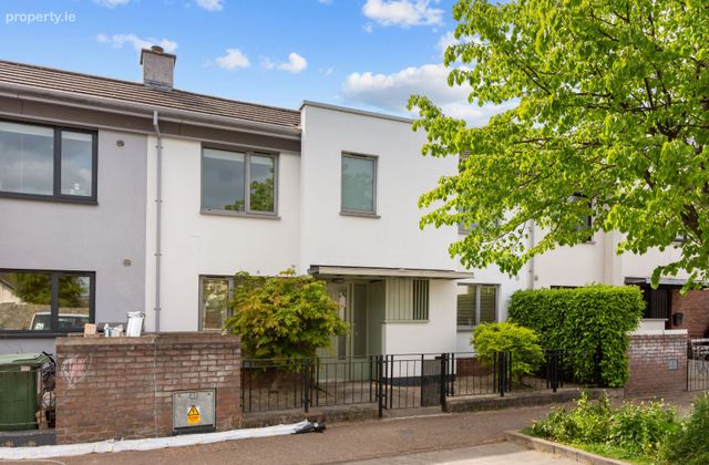 67 Goatstown Close, Goatstown, Dublin 14 - Click to view photos