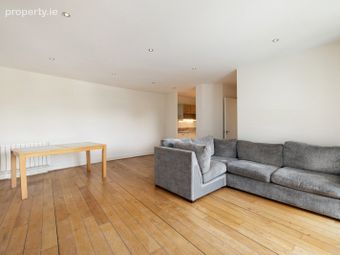 46 The Ramparts, Willow Avenue, Cabinteely, Dublin 18, Cabinteely, Dublin 18 - Image 2