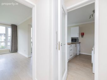 Apartment 6, Woodview Court, Glenalbyn Road, Stillorgan, Stillorgan, Co. Dublin - Image 4
