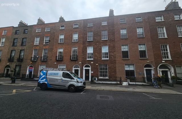 97 Baggot Street Lower, Second Floor, Dublin 2 - Click to view photos
