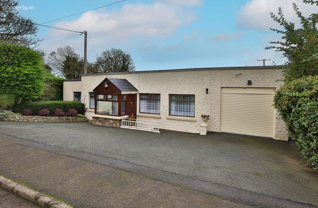 Castletown, Navan, Co. Meath - Click to view photos