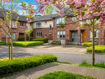 7 Belarmine Square, Stepaside, Dublin 18, Stepaside, Dublin 18