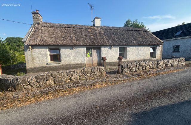 Kilkeeran, Kilmaine, Cross, Co. Mayo - Click to view photos
