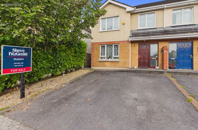 85 Danesfort Drive, Loughrea, Co. Galway, Loughrea, Co. Galway - Click to view photos