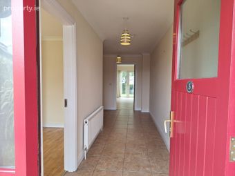 5 Coill &Uacute;r, Woodville Grange, Athlone, Co. Westmeath - Image 2