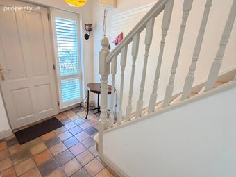 67 Clonlea, Mount Oval Village, Rochestown, Co. Cork - Image 4