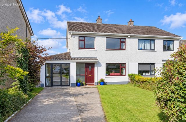 17 Sandyview Drive, Riverside, Tuam Road, Co. Galway - Click to view photos