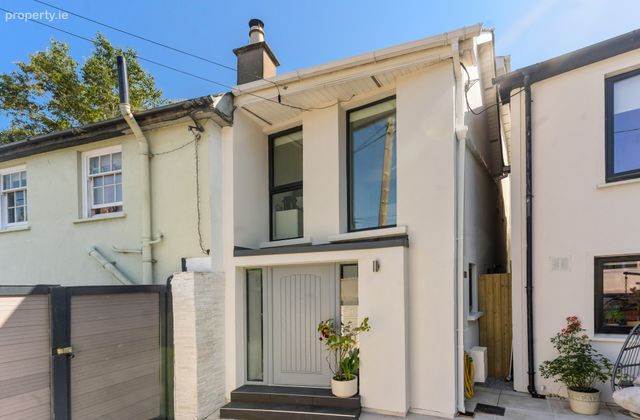 93 Waterloo Lane, Ballsbridge, Dublin 4, Ballsbridge, Dublin 4 - Click to view photos