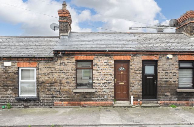 30 Eugene Street, Cork Street, Dublin 8, Dublin 8 - Click to view photos