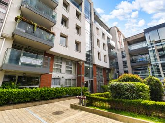 18 The Garnish, Lancaster Gate, Western Road, Co. Cork - Image 2
