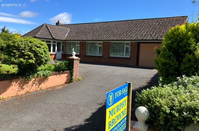 Ballyellis, Mallow, Mallow, Co. Cork - Click to view photos