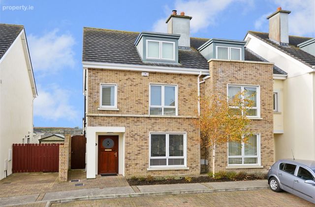 31 Reilean, Roscam, Co. Galway - Click to view photos