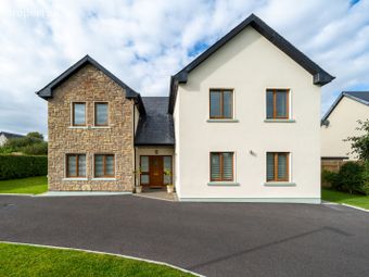 2 Rath Na Gcarraige, Ballycloghan, Carrickboy, Co. Longford