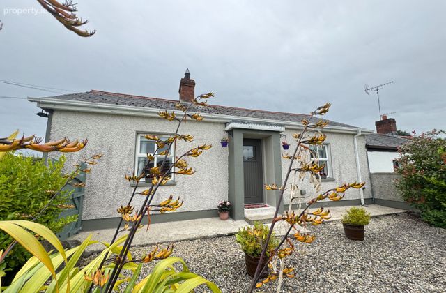 3 The Cottages, Mount Avenue, Dundalk, Co. Louth - Click to view photos