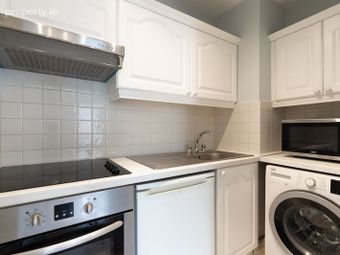 Bachelors Walk Apartments, Dublin 1 - Image 4
