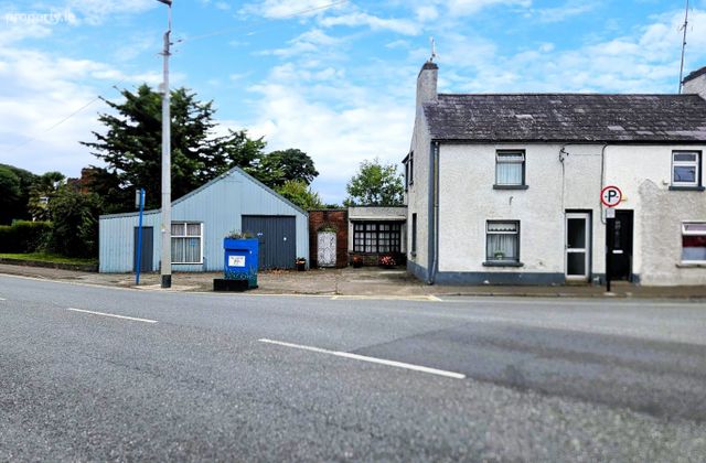 Irish Street, Ardee, Ardee, Co. Louth - Click to view photos