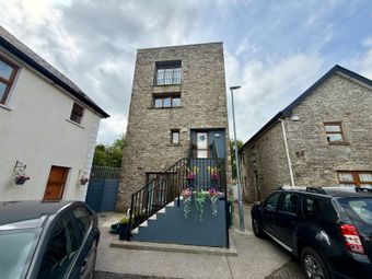 7 Wallace Court,Ballinlough,Castlerea,Co. Roscommon, Ballinlough, Co. Roscommon