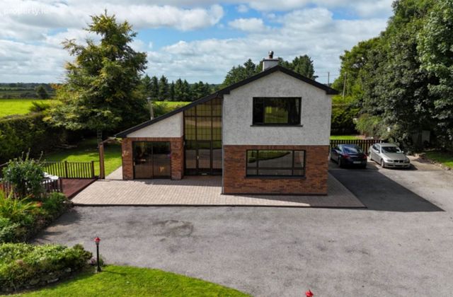Castle View, Toberavaddy, Athleague, Co. Roscommon, Athleague, Co. Roscommon - Click to view photos