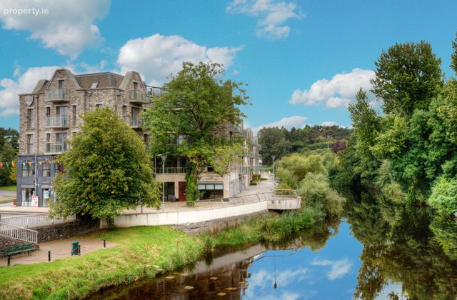 2 Bedroom Ground Floor Apartment - Market Square, Main Street, Kilcullen, Co. Kildare - Click to view photos