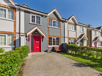 8 Hunters Avenue, Castlegrange, Waterford City, Co. Waterford, Waterford City Centre, Co. Waterford - Image 2