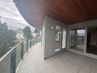 282 Beechwood Court, Stillorgan, Co Dublin, Stillorgan, Co. Dublin - Image 2