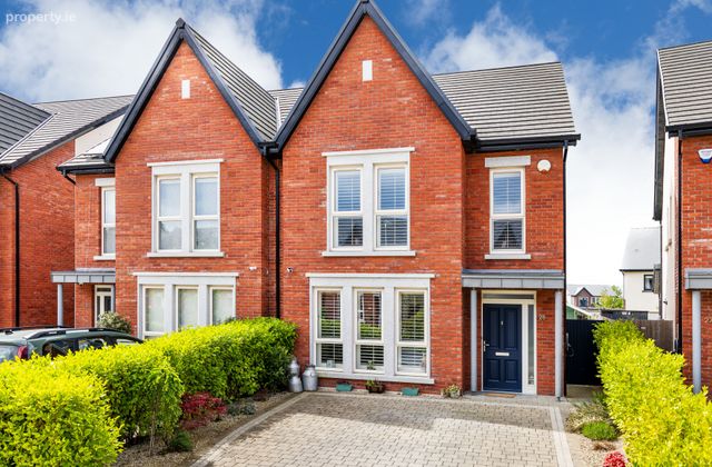 28 Brookfield, Back Road, Malahide, Co Dublin, Malahide, Co. Dublin - Click to view photos