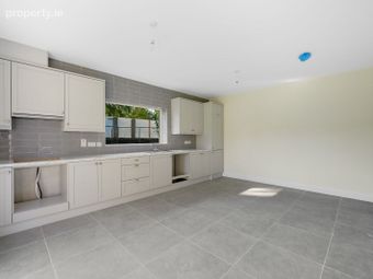 Marsville Mews 3 Bedroom End Of Terrace, Kill, Co. Kildare - Image 4