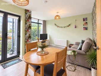 Apartment 105, Block A, The Park, Clon Brugh, Stepaside, Dublin 18 - Image 3