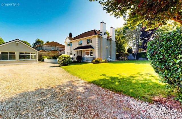 Ashgrove, Old Navan Road, Castleknock, Dublin 15 - Click to view photos