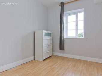 Apt 14, Phoenix View, James's Street, Dublin 8, Dublin 8 - Image 4