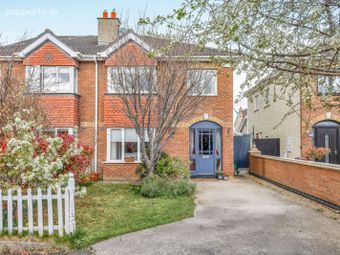 13 Haydens Park Way, Lucan, Lucan, Co. Dublin - Image 2