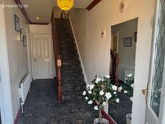 46 Meadow Vale, Tonaphubble, Sligo, Co. Sligo - Image 2