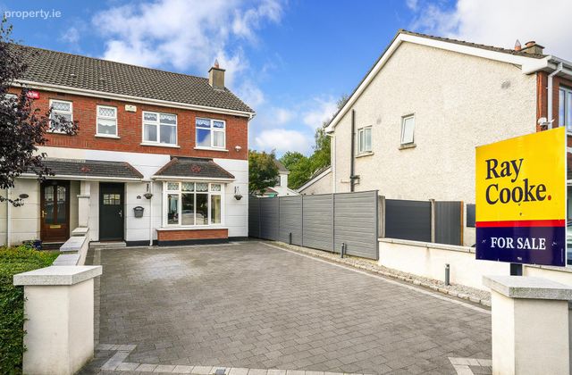 10 Moyglas Drive, Lucan, Co. Dublin, Lucan, Co. Dublin - Click to view photos